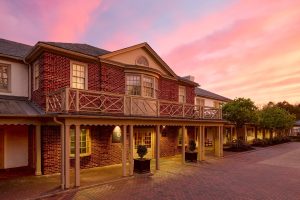 The Williamsburg Lodge at sunset